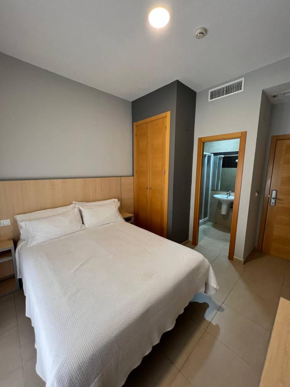 Hostal Manuela Punta Umbría Esterno foto
